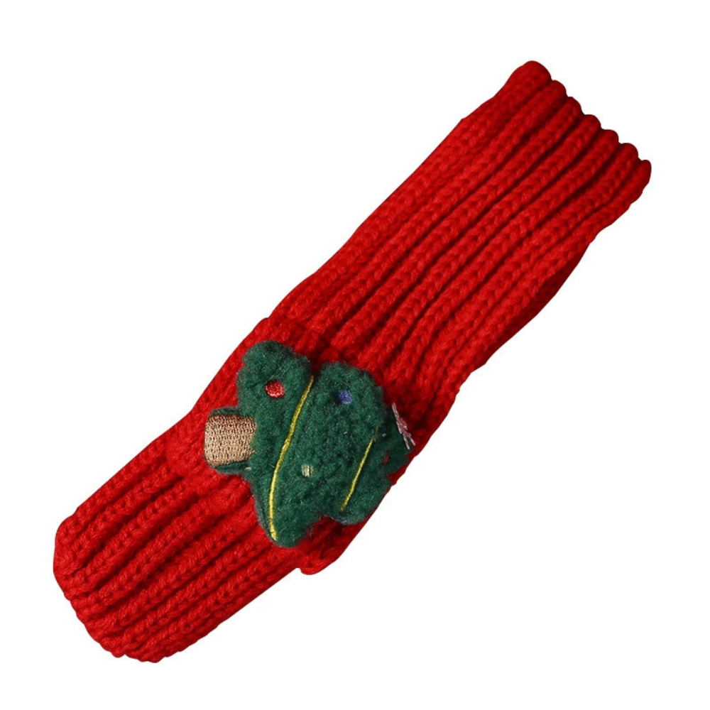 Winter Knit Scarf for Cats & Dogs – Cozy Holiday Pet Accessory