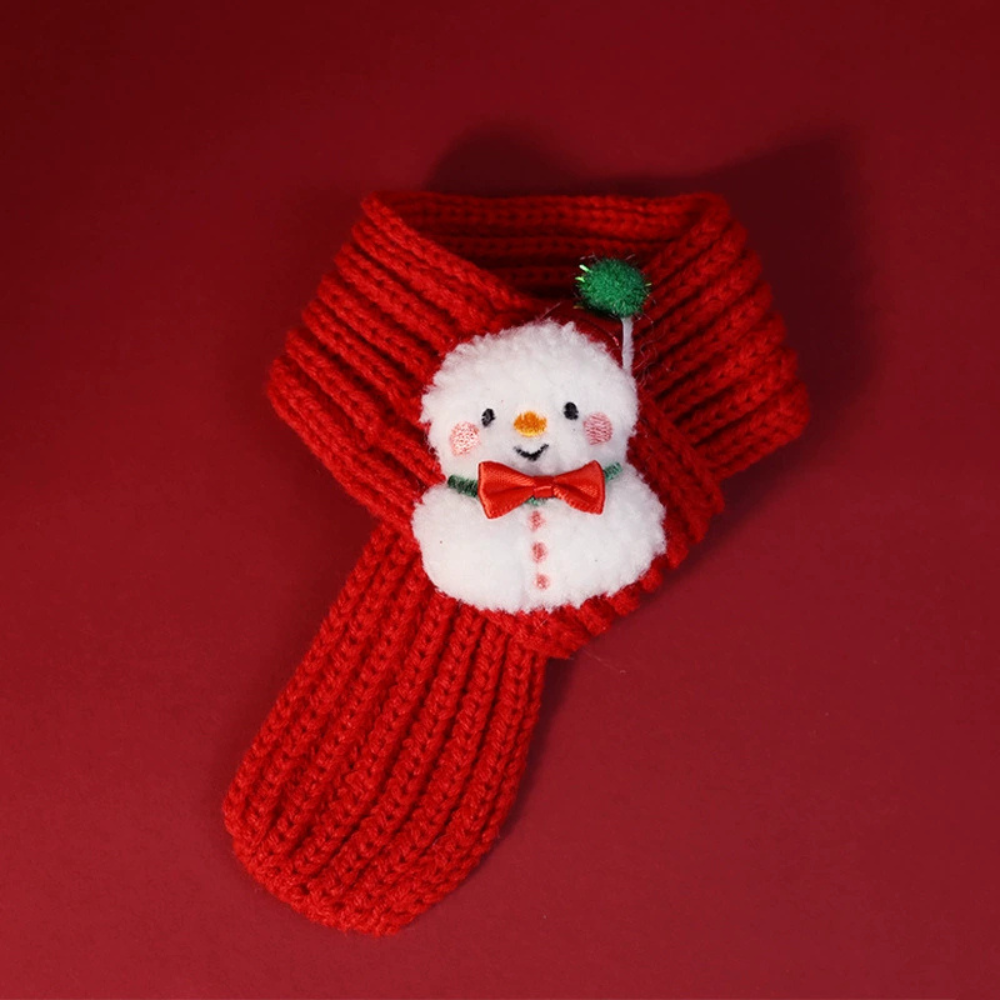 Winter Knit Scarf for Cats & Dogs – Cozy Holiday Pet Accessory