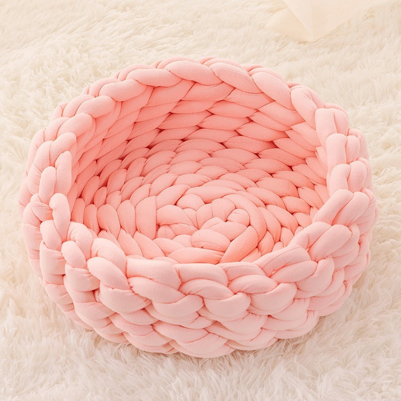Handmade Knitted Cozy Nest Cat Bed