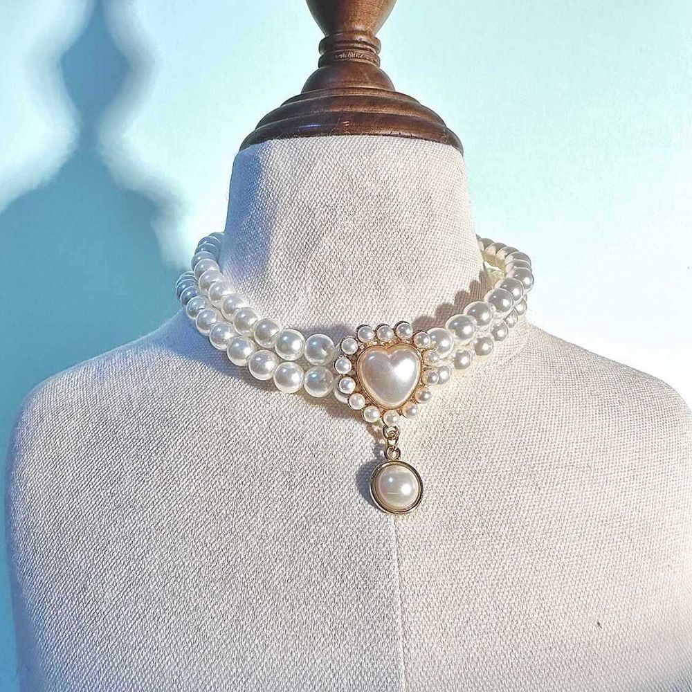 Elegant Double-Layer Pearl Pet Necklace  Heart Gem Pendant