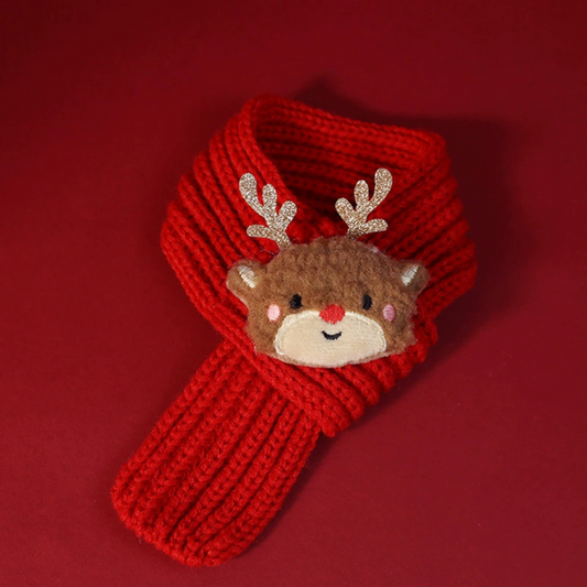 Winter Knit Scarf for Cats & Dogs – Cozy Holiday Pet Accessory