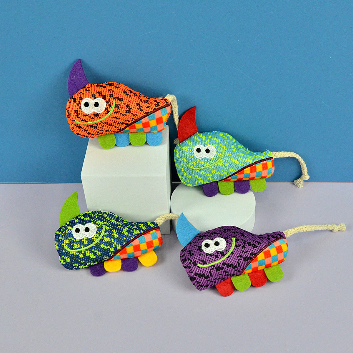 Interactive Bell Sound Chew Cat Toy