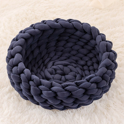 Handmade Knitted Cozy Nest Cat Bed