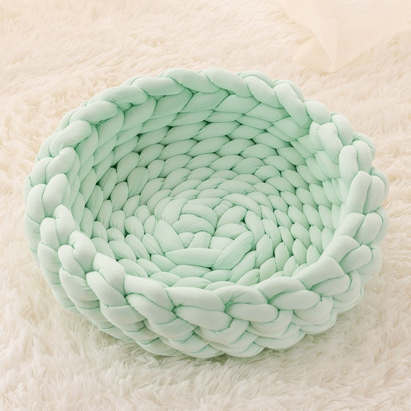 Handmade Knitted Cozy Nest Cat Bed